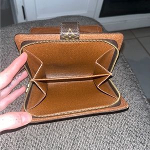 Louis Vuitton wallet. Serial no SP0093